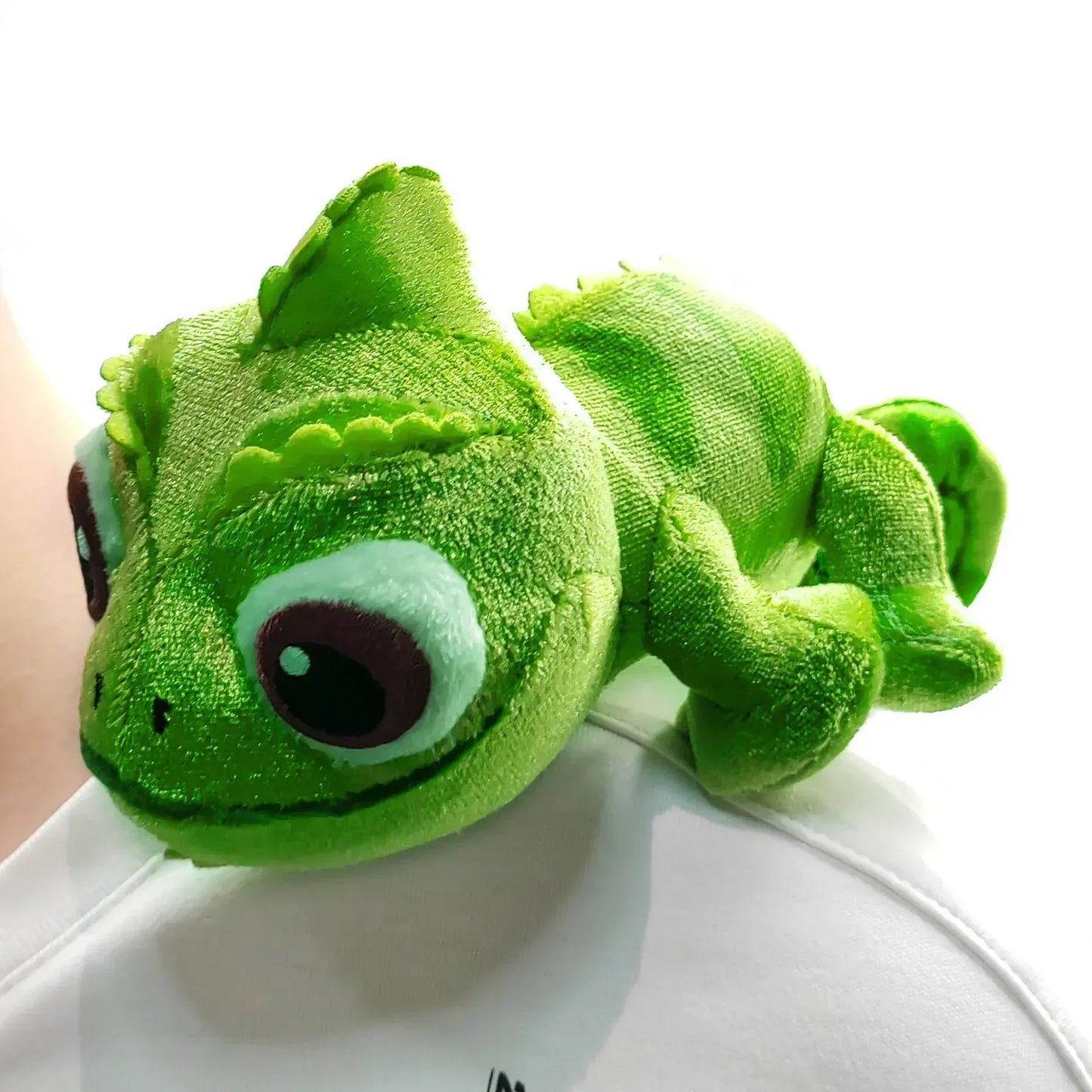 Stock Cartoon Chameleon Plush Toys Soft Stuffed Animals Plushie Toys Pascal Rapunzel Shoulder Decor Fun Toy Girl Kid Xmas Gifts