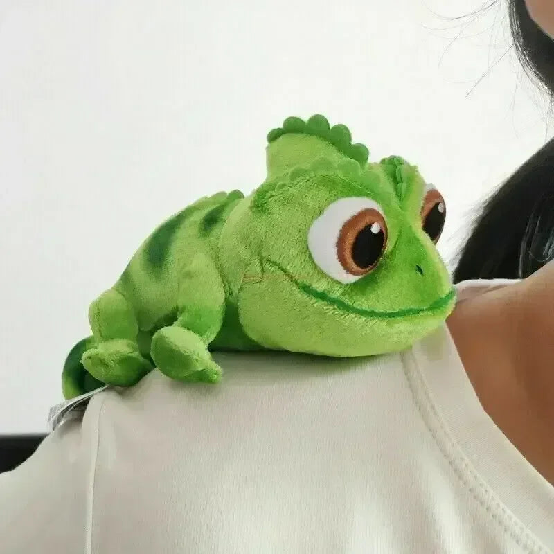 Stock Cartoon Chameleon Plush Toys Soft Stuffed Animals Plushie Toys Pascal Rapunzel Shoulder Decor Fun Toy Girl Kid Xmas Gifts