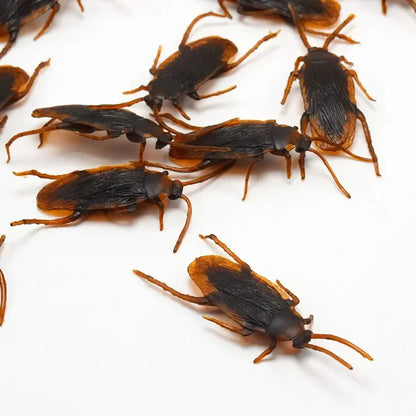 5-50Pcs Special Lifelike Model Simulation Fake Rubber Cock Cockroach Roach Bug Roaches Toy Prank Funny Trick Joke Simulation Toy